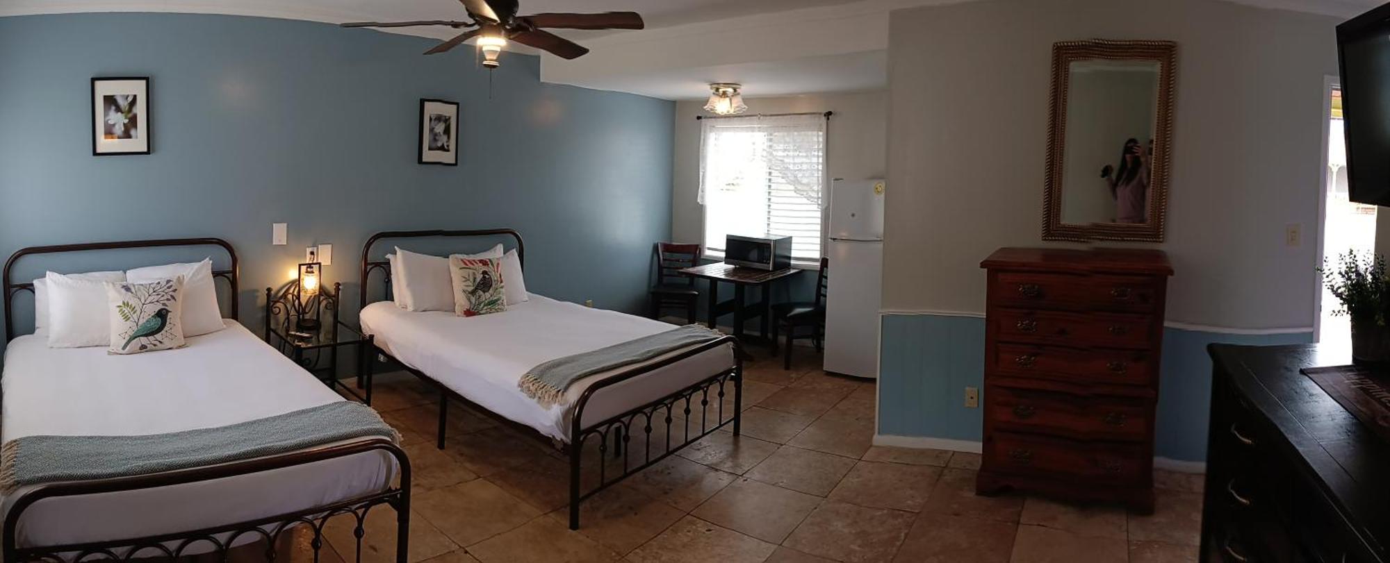 Motel El Rancho 3*
