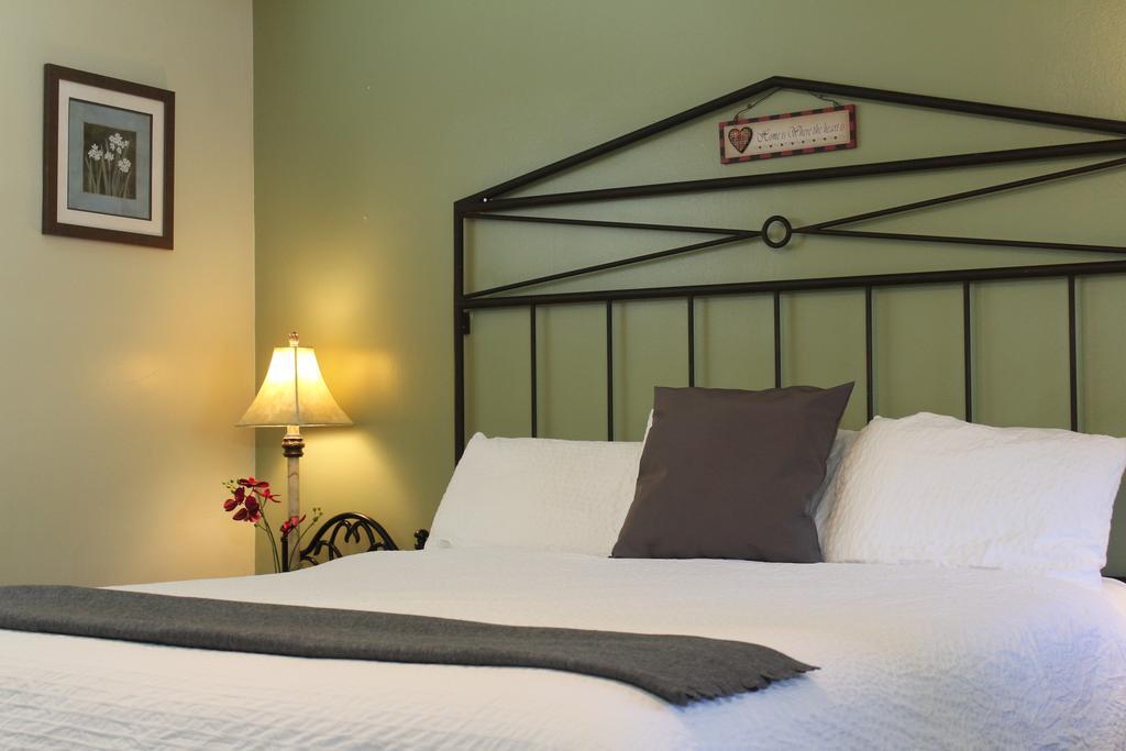 El Rancho Motel