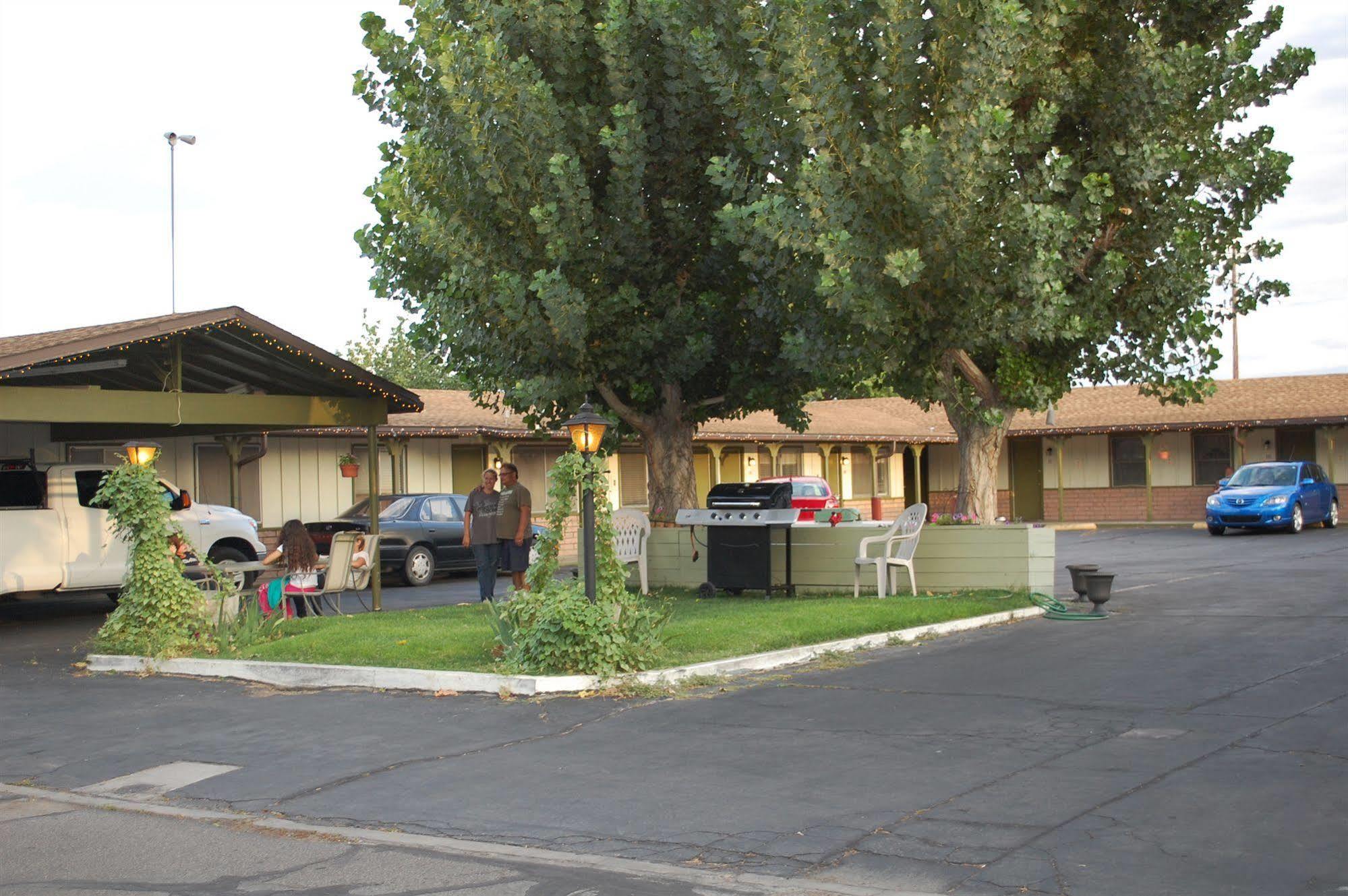 Motel El Rancho 3*