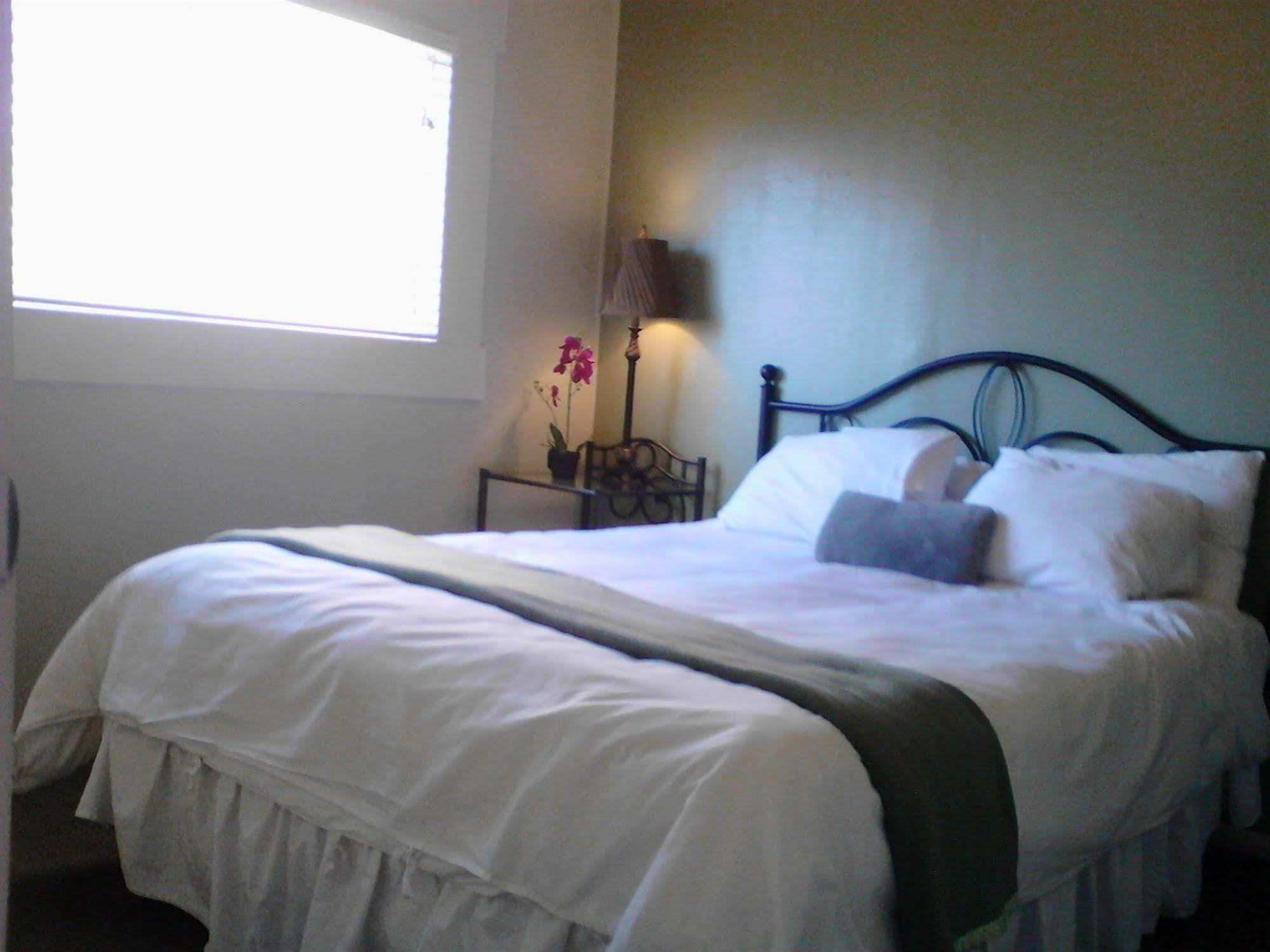 Motel El Rancho 3*